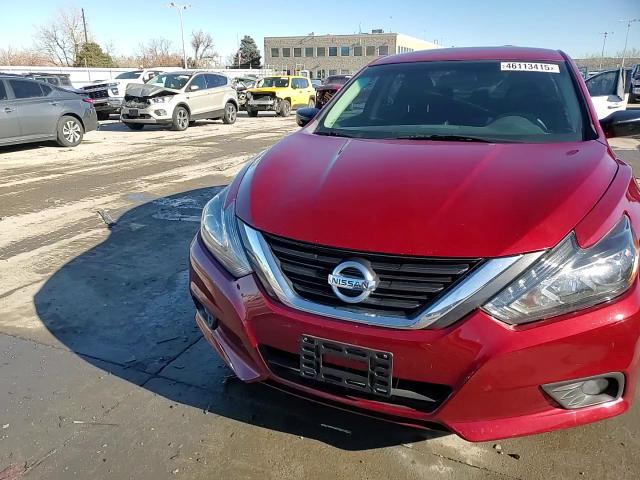2017 Nissan Altima - Image 14