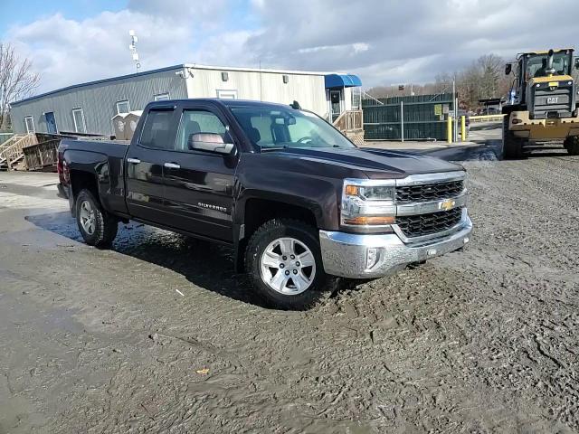 2016 Chevrolet Silverado - Image 13