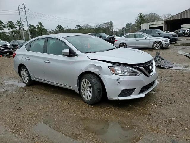 2019 Nissan Sentra - Image 10