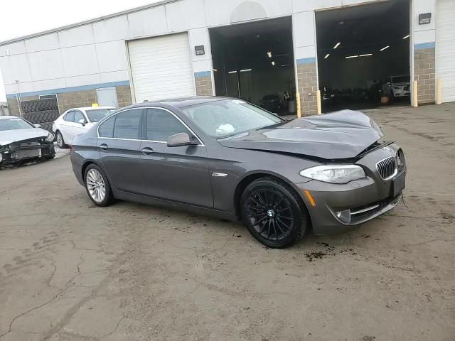 2013 BMW 5er - Image 14