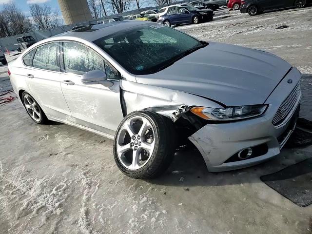 2013 Ford Fusion - Image 13