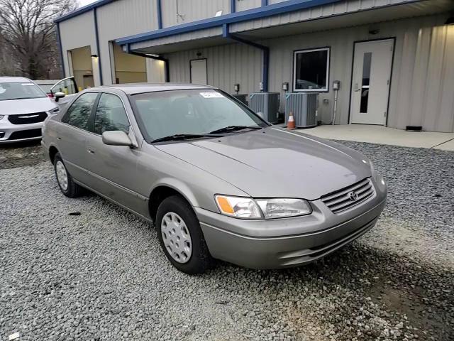 1999 Toyota Camry - Image 11