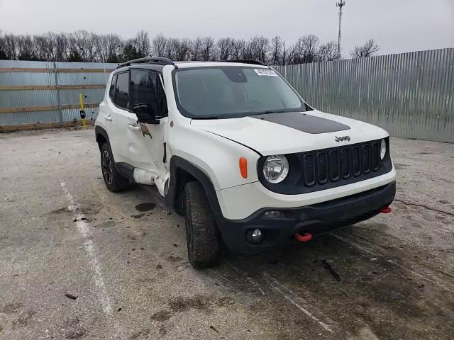 2015 Jeep Renegade - Image 12