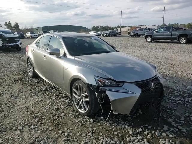 2017 Lexus IS - Image 13