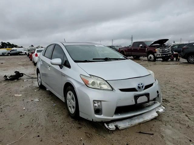 2010 Toyota Prius - Image 11