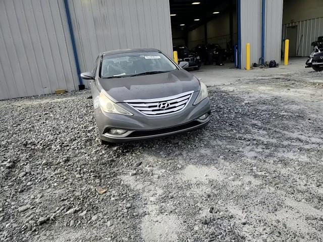 2013 Hyundai Sonata - Image 11