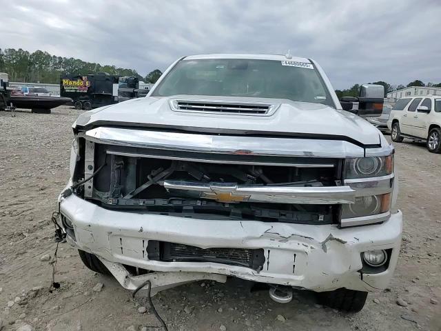2019 Chevrolet Silverado - Image 11