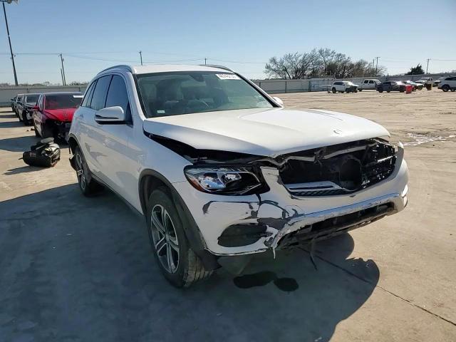 2016 Mercedes-Benz GLC - Image 12