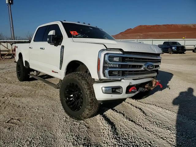 2023 Ford F250 - Image 11