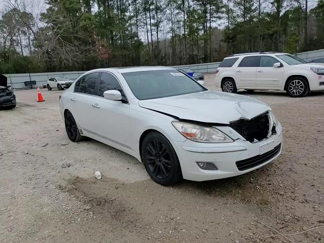 2009 Hyundai Genesis - Image 10
