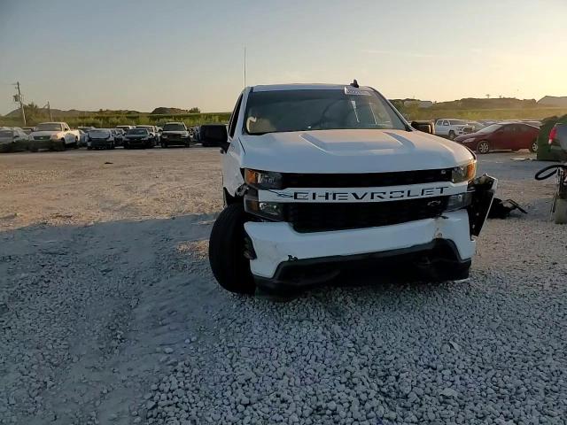 2020 Chevrolet Silverado - Image 10