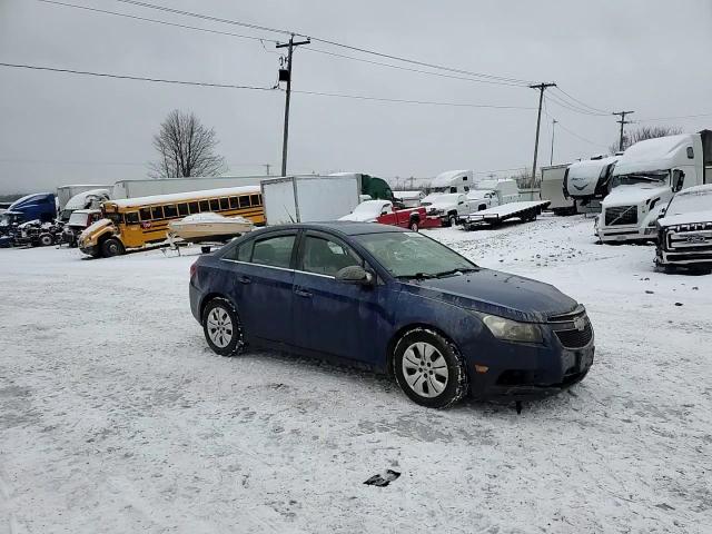 2012 Chevrolet Cruze - Image 11