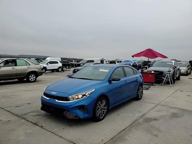 2023 Kia Forte - Image 14