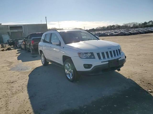 2015 Jeep Compass - Image 11
