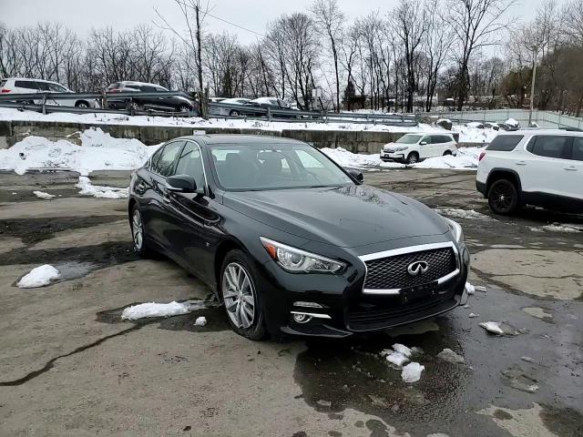 2015 Infiniti Q50 - Image 11