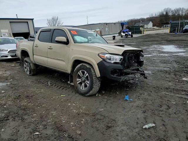 2016 Toyota Tacoma - Image 13
