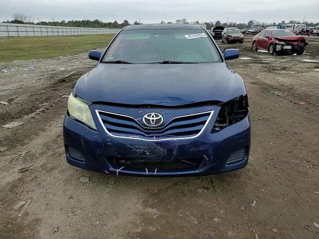 2011 Toyota Camry - Image 10