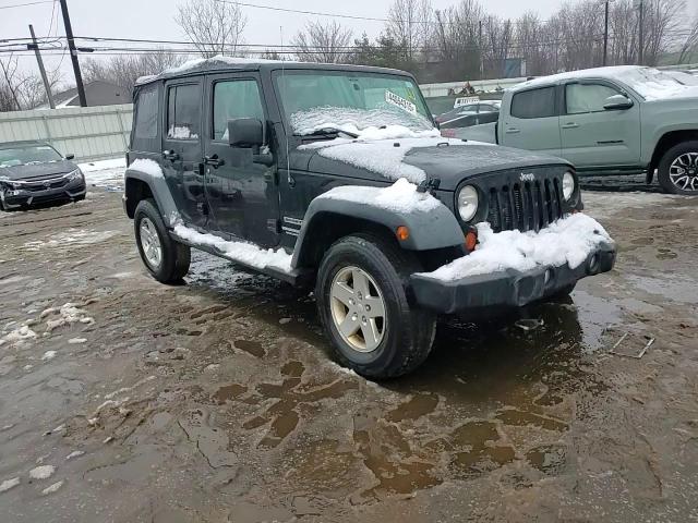 2012 Jeep Wrangler - Image 10