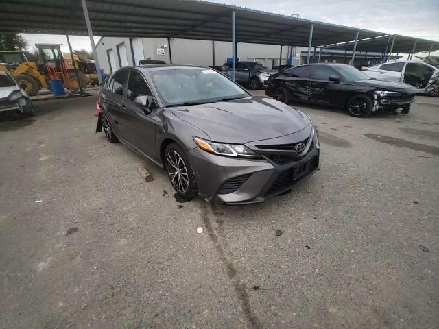 2018 Toyota Camry - Image 10