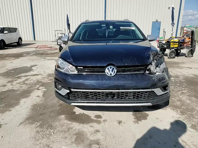 2017 Volkswagen Golf - Image 14