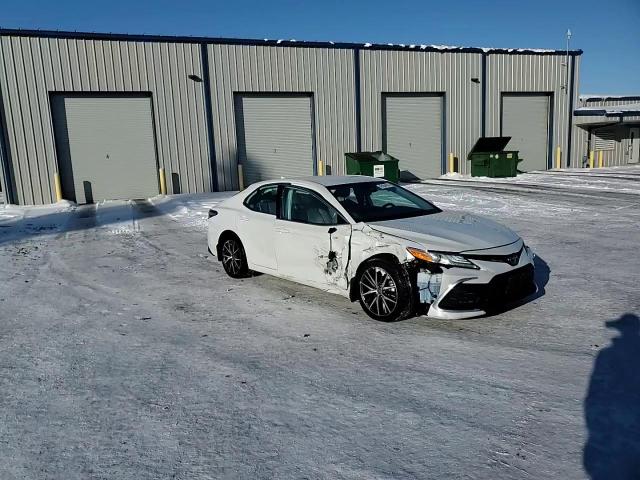 2023 Toyota Camry - Image 11