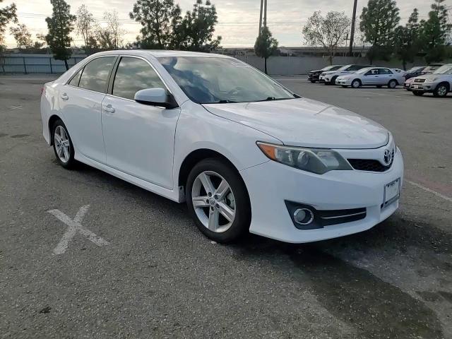 2014 Toyota Camry - Image 11