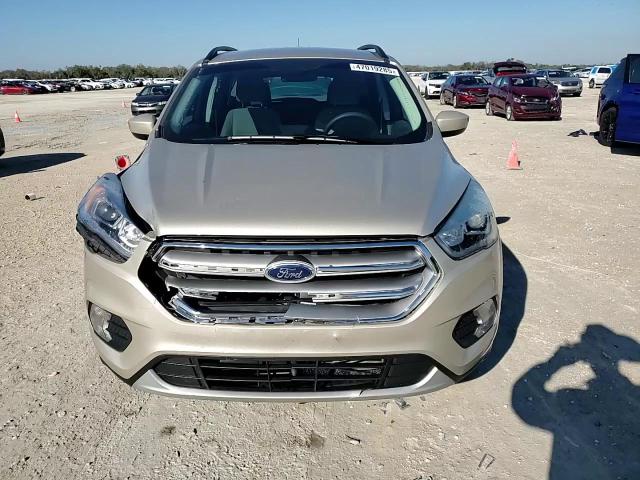 2017 Ford Escape - Image 11