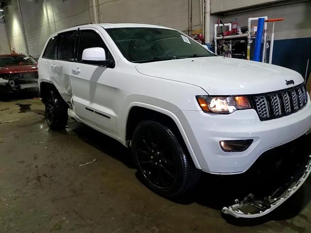 2019 Jeep Grand Cherokee - Image 14