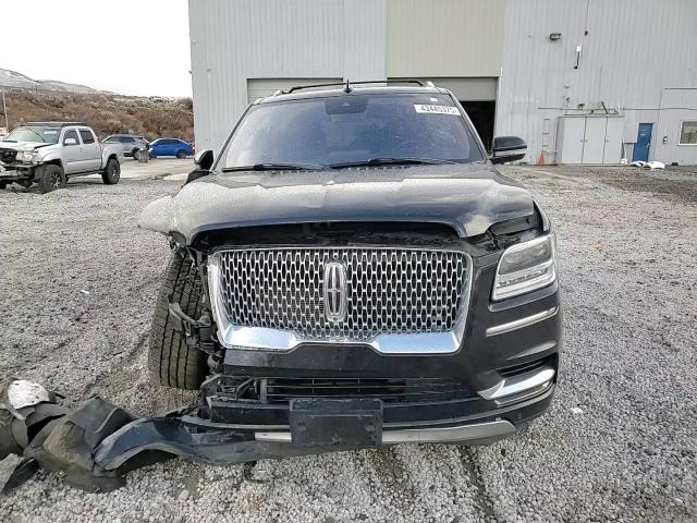 2020 Lincoln Navigator - Image 11