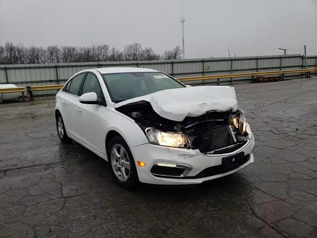 2016 Chevrolet Cruze - Image 10