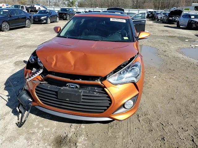 2015 Hyundai Veloster - Image 10