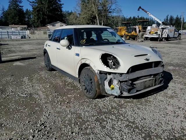2016 MINI Cooper - Image 10
