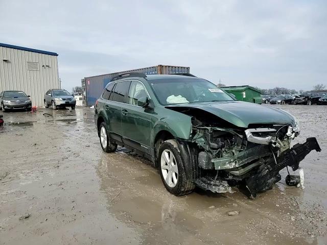 2013 Subaru Outback - Image 13
