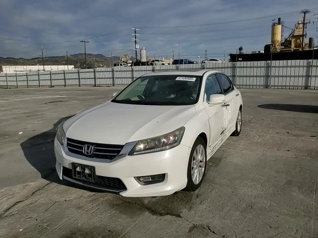 2015 Honda Accord - Image 10