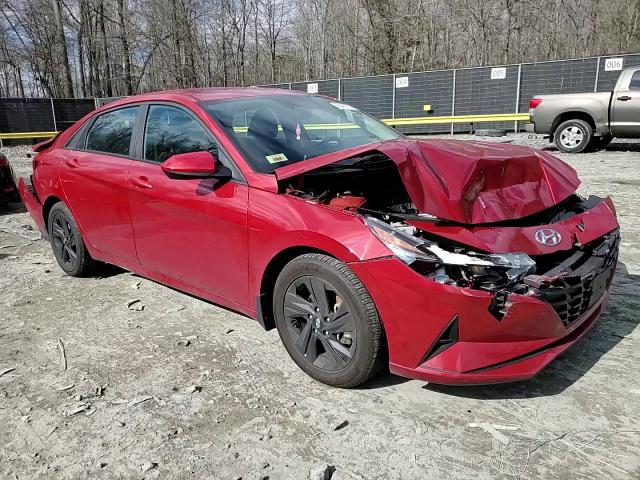 2022 Hyundai Elantra - Image 10
