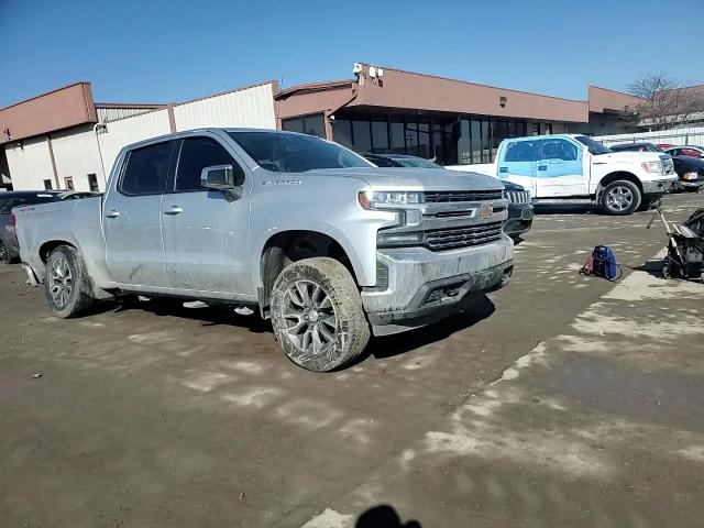 2020 Chevrolet Silverado - Image 11