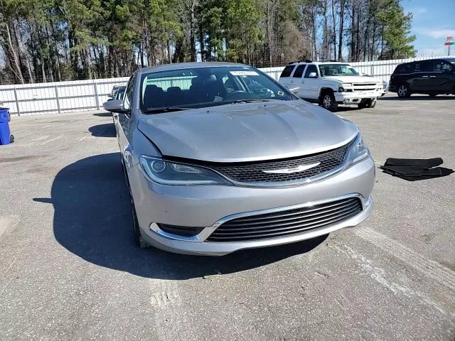 2015 Chrysler 200 - Image 11