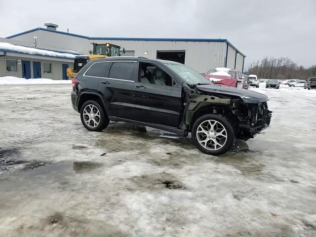 2018 Jeep Grand Cherokee - Image 15