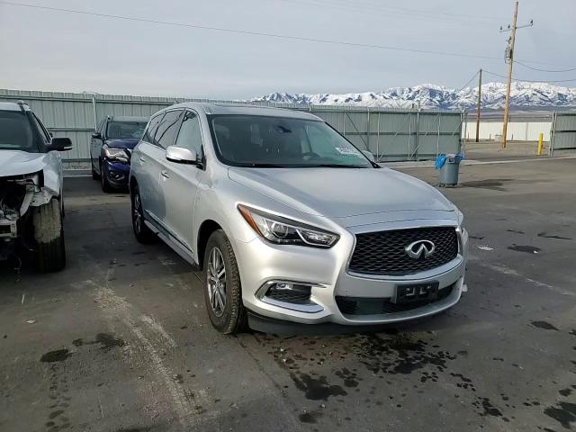 2020 Infiniti QX60 - Image 11
