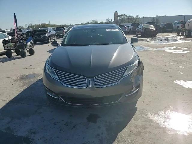 2016 Lincoln MKZ - Image 13