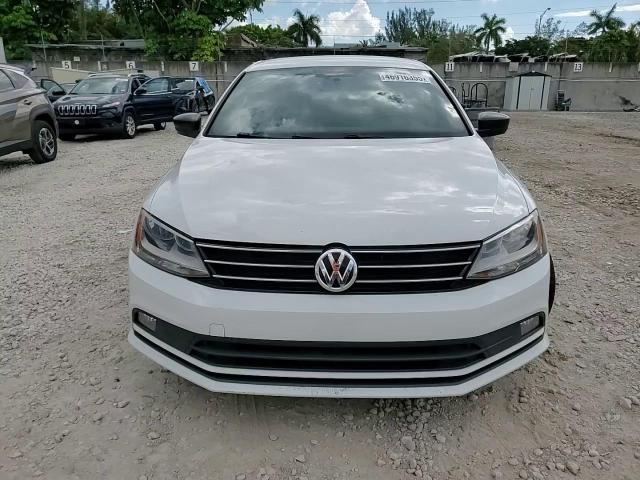2016 Volkswagen Jetta - Image 13