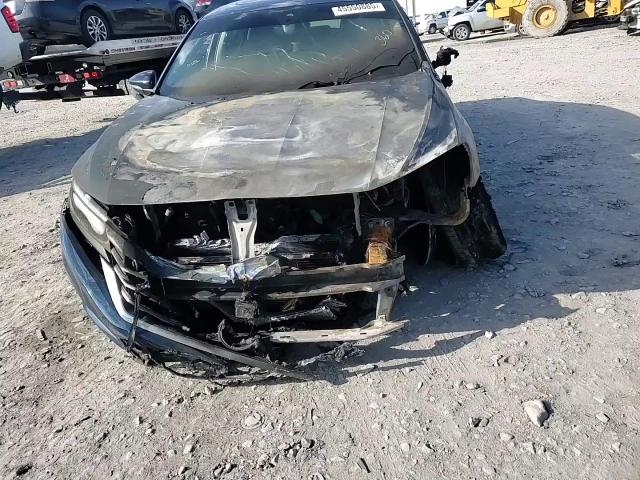 2021 Volkswagen Passat - Image 11
