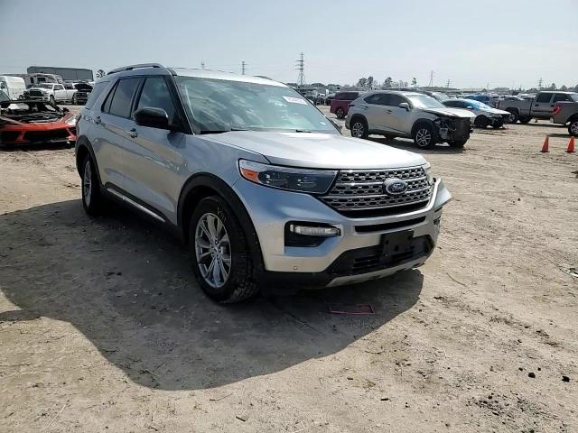 2022 Ford Explorer - Image 12