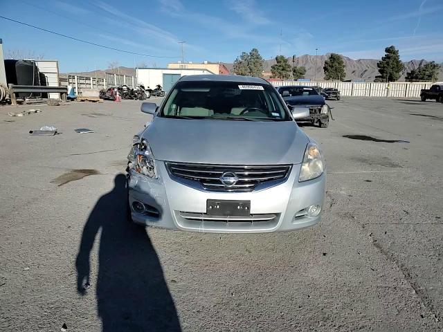 2010 Nissan Altima - Image 11