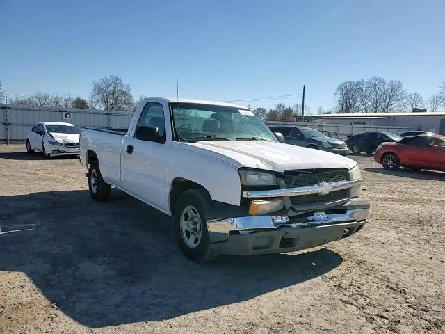 2004 Chevrolet Silverado - Image 11