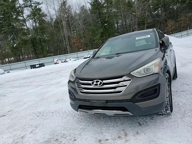 2013 Hyundai Santa Fe - Image 11