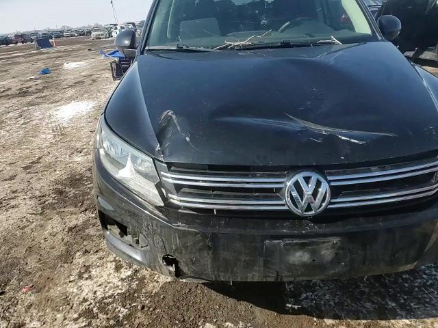 2017 Volkswagen Tiguan - Image 12