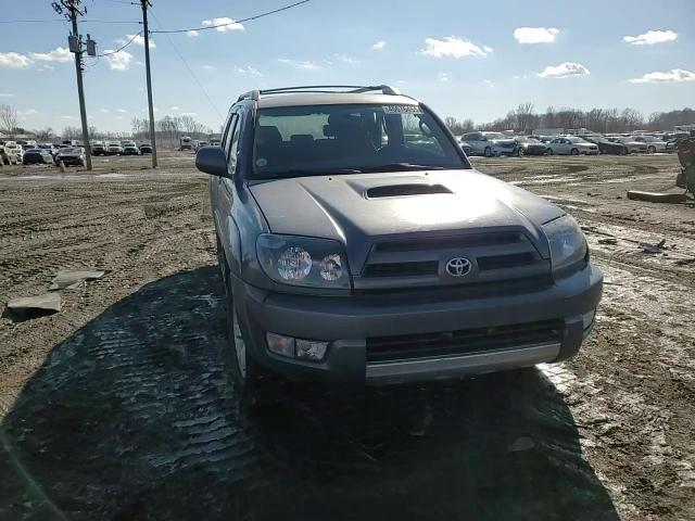2005 Toyota 4Runner - Image 10