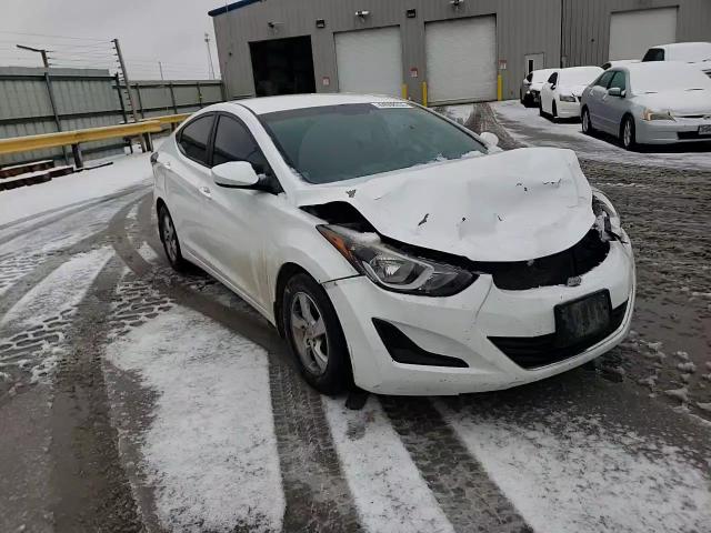 2015 Hyundai Elantra - Image 11
