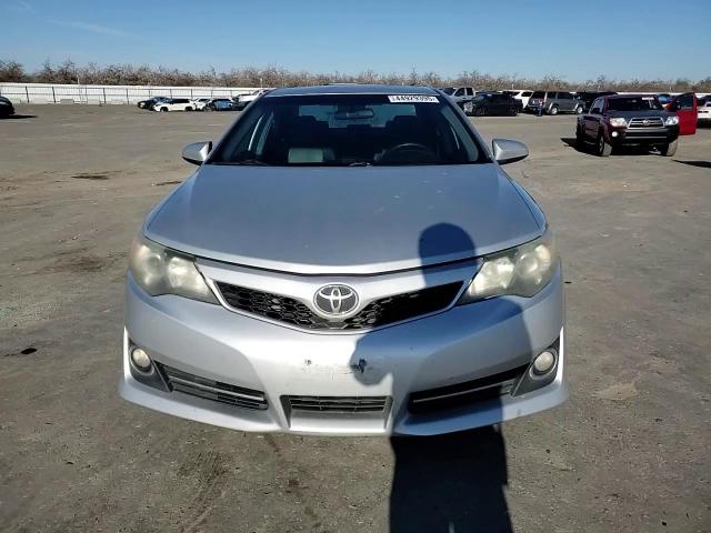 2012 Toyota Camry - Image 11